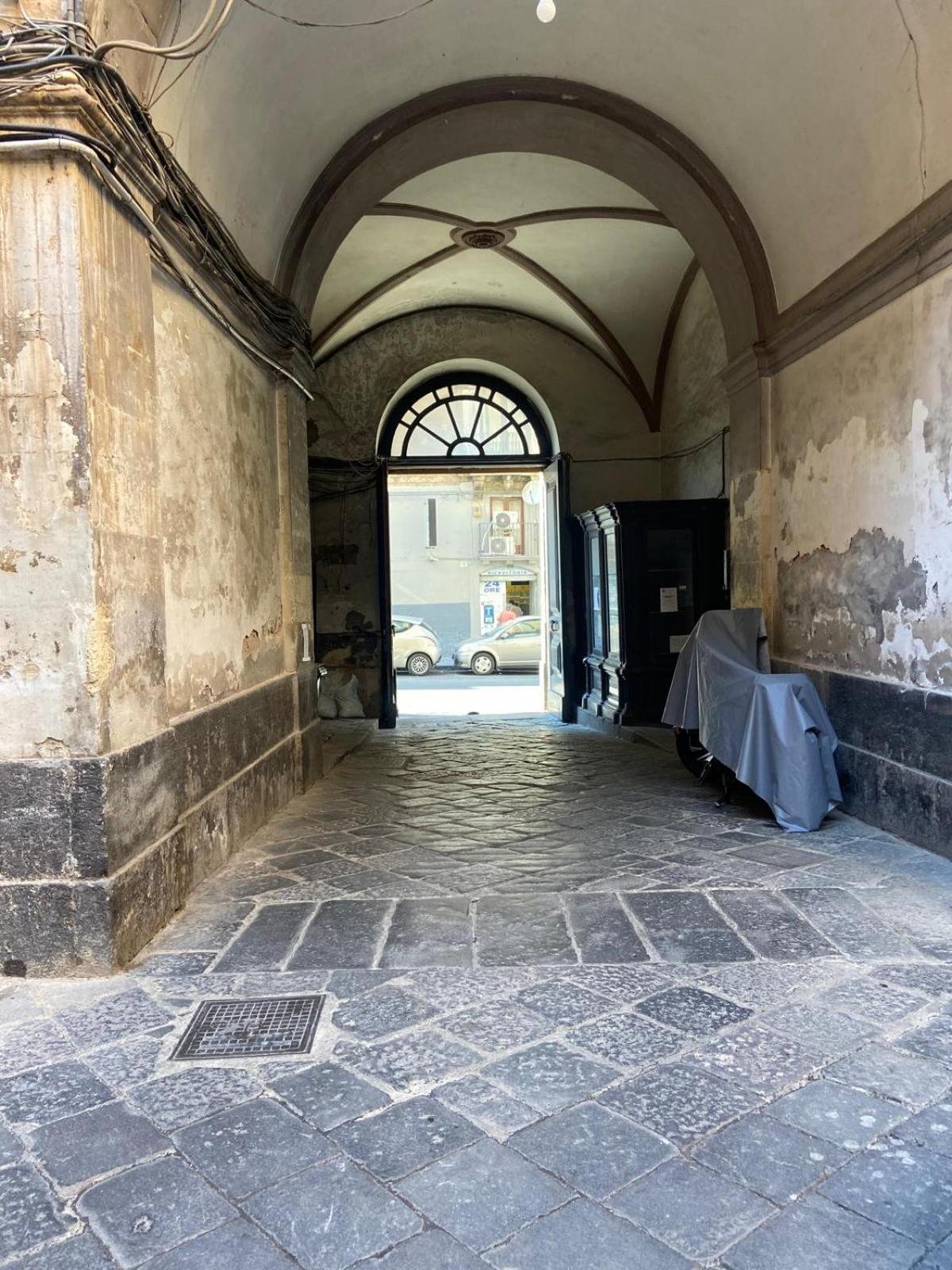 Ciuri Tuttu L'Annu Rooms Catania Ngoại thất bức ảnh